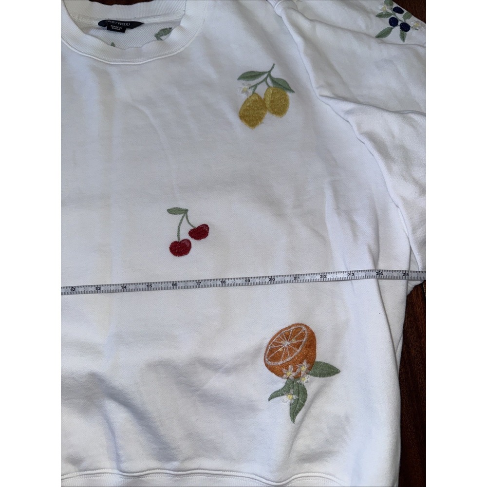 Driftwood Womens Teddy Crew Neck Pullover Sweatshirt Sz L White Fruit Print - Picture 7 of 9